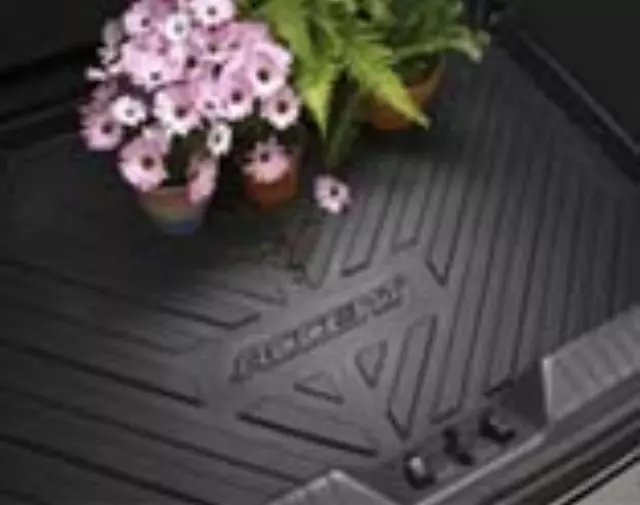 Cargo Tray - Hyundai (U8120-3K000)