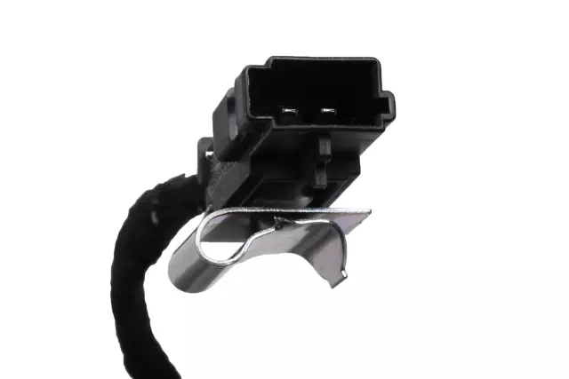 84363154 - : Front Floor Console Compartment Lamp for Cadillac: XT5 Image