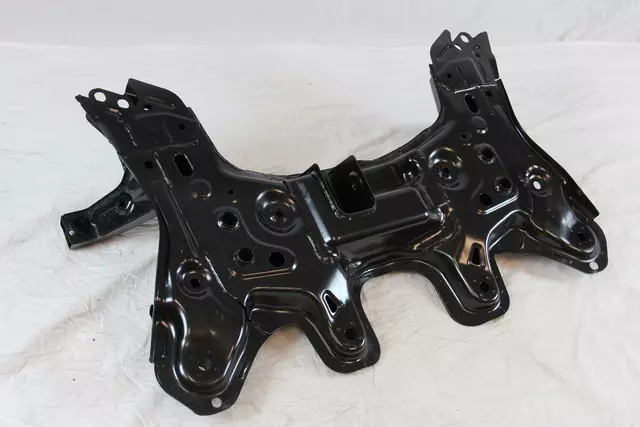 C/Member - Mopar (68109846AE)