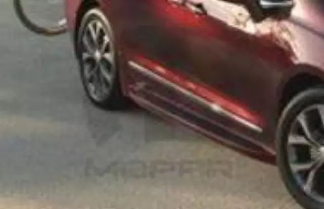 Full Running Board Kit - Mopar (82214504AB)