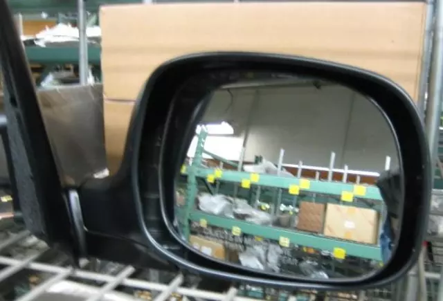 879100C240 - : Mirror Outside Right for Toyota Image