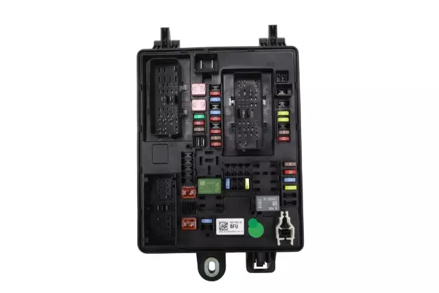 2014 Chevrolet SS - Fuse & Relay Box - GM (92273183)
