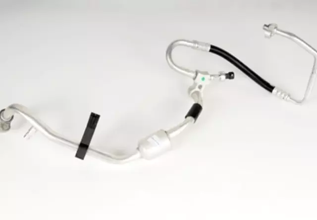 Lower Press Hose - GM (15263239)