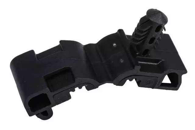 84144046 - : Front and Rear Brake Pipe Retainer for GM Image