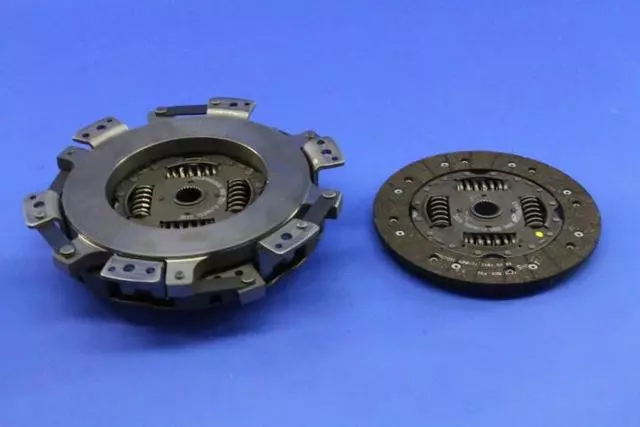 Pressure Plate And Disc Clutch Kit - Mopar (05037963AC)