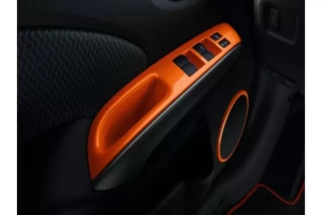 Trim Appliques - White - Nissan (999G3-44003)