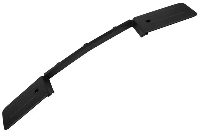 Part# 23476442 Front Bumper Filler - GM (23476442)