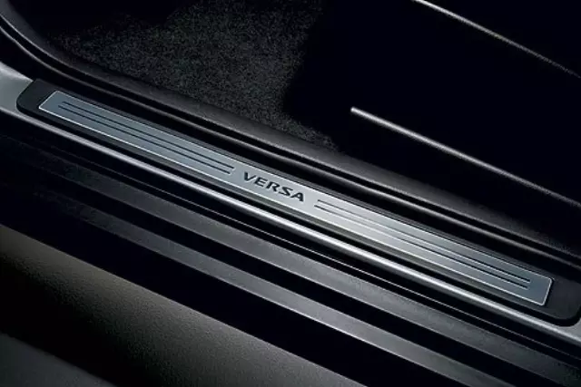 999M14T000 - : Aluminum Kick Plate for Nissan Image