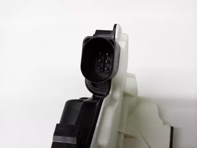 Lock Actuator - Volkswagen (5N0-839-015-E)