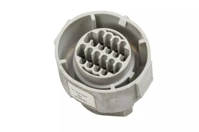 19256213 - : Multi-Purpose Connector for GM Image