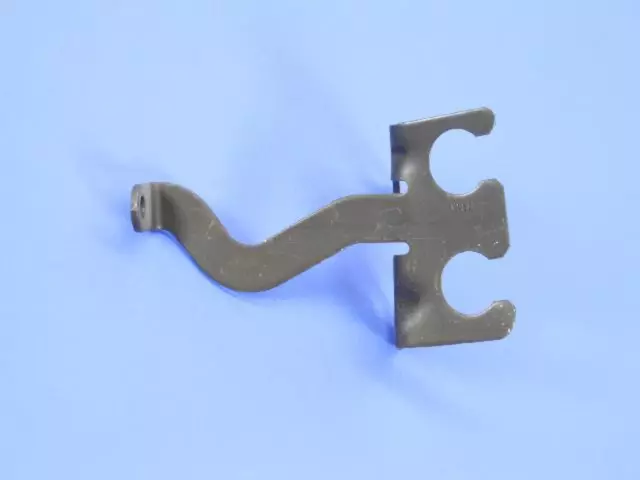 4641134 - NVG Manual Transaxle 5 Speed: Transmission Control Cable Bracket for Mopar Image