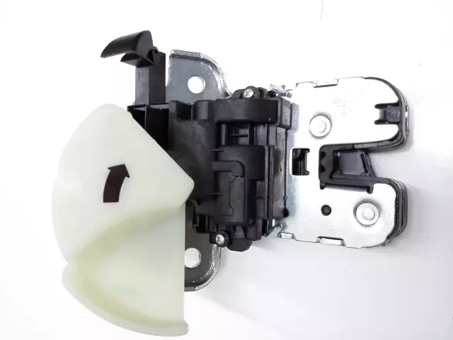 561827505C - : Lock Actuator for Volkswagen: Passat Image