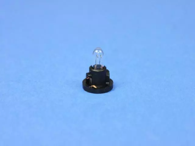 OEM NEW 2005-2006 Mopar Jeep Wrangler Heater And A/C Control Bulb 2.4L 5183278AA - Mopar (5183278AA)