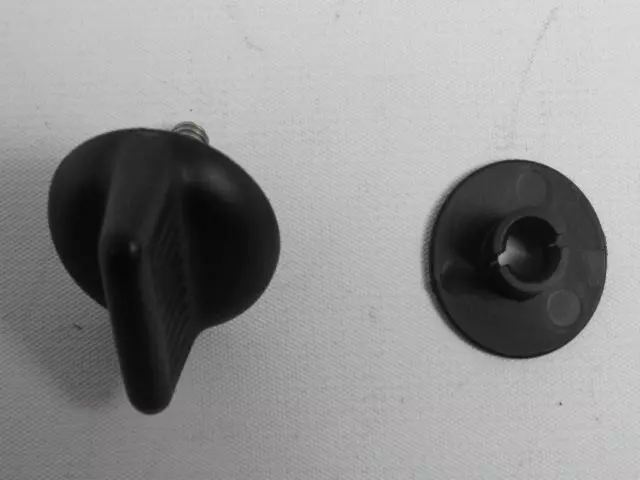 - CLAMP 68079437AA - Mopar (68079437AA)