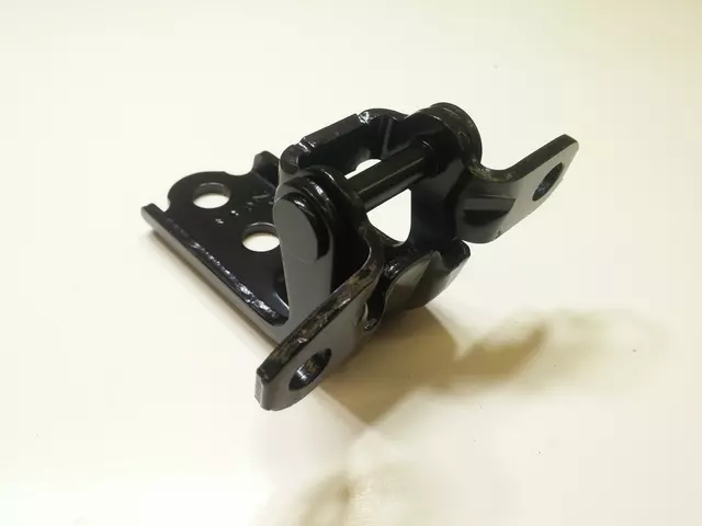 60479FG032 - : Lower Hinge for Subaru: Crosstrek, Forester, Impreza, Legacy, Outback, WRX, WRX STI, XV Crosstrek Image