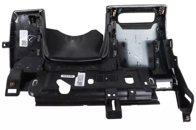 2013-2016 Cadillac ATS - Knee Bolster - GM (22945391)