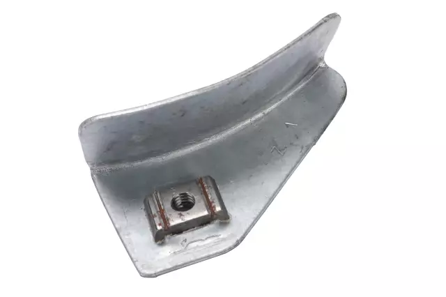 25945149 - : Part# 25945149 Air Cleaner Bracket for Chevrolet: Malibu Image