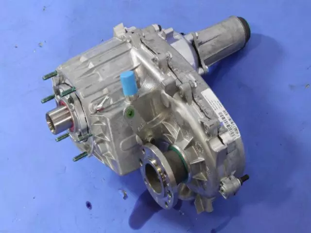 Np241 Transfer Case - Mopar (RL105024AC)