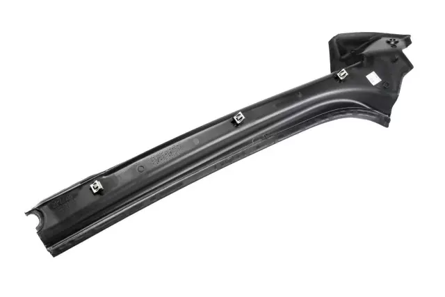 Part# 84273587 Passenger Side Back Body Opening Side Gutter - GM (84273587)