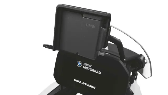 BMW Motorcycle Navigation & Communication Tools | BMW Motorcycle