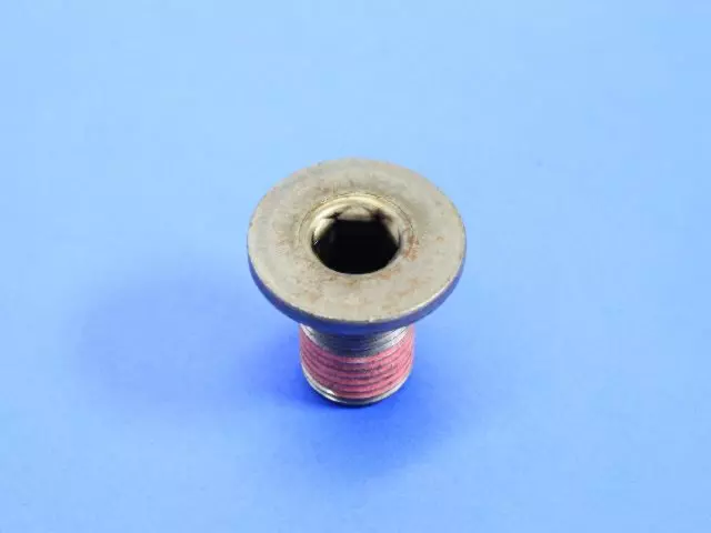 Bouchon - Mopar (05086060AA)