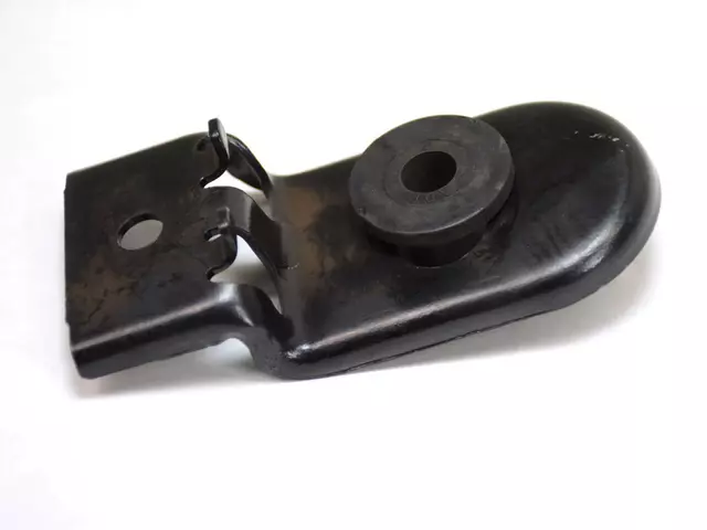 5278276AC - Cooling System: Radiator Upper Bracket for Dodge: Neon Image