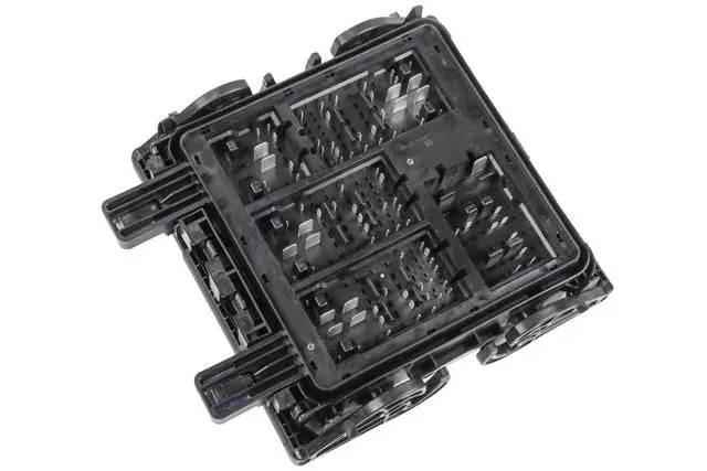 Engine Wiring Harness Junction Block - GM (84014012)