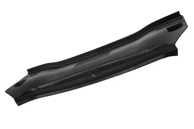 22738298 - Body: Rear Panel Trim for Buick: Regal Image