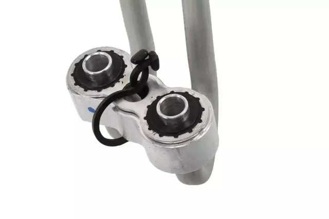 Engine Oil Cooler Pipe Kit with Seal, Cap, and Connector - GM (15194578)