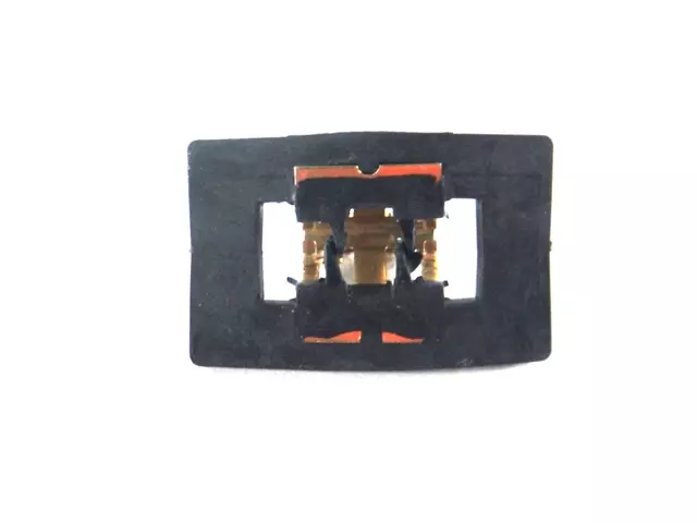 Clip - Mopar (06510812AA)