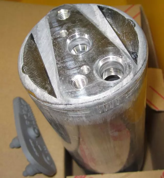 1994-2005 Toyota - A/C Receiver Drier - Toyota (88471-20050)