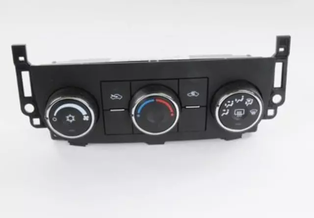Heating and Air Conditioning Control Panel with Rear Window Defogger Switch - GM (22884768)
