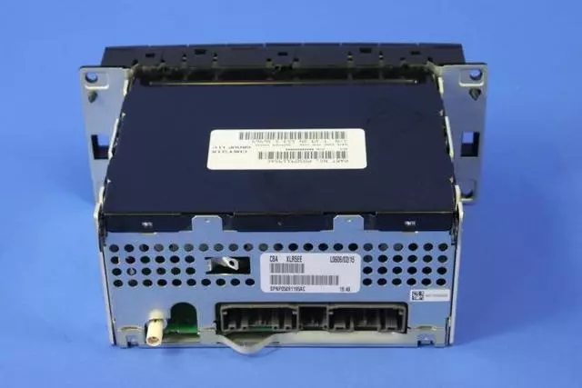 Am/fm/cd/mp3 Radio - Mopar (5091195AF)