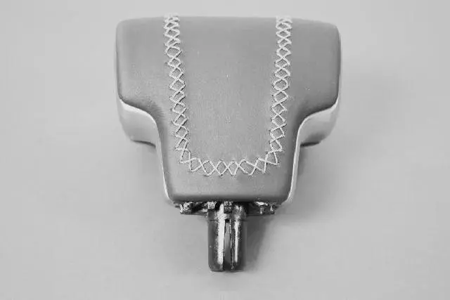 1TL461U7AA - 65RFE; 6-Speed; Automatic Transmission: Gearshift Knob for Ram: 1500 Image