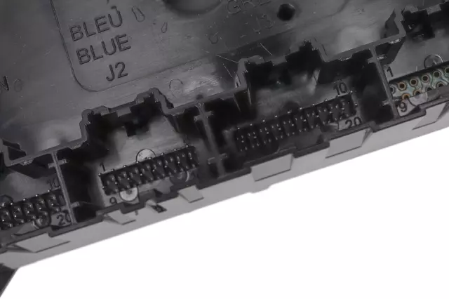 Dash Control Unit - GM (23111246)