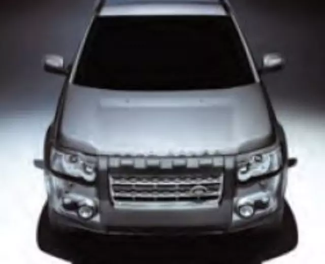 LR003319 - Exterior: Bumper Styling Cover for Land Rover: LR2 Image