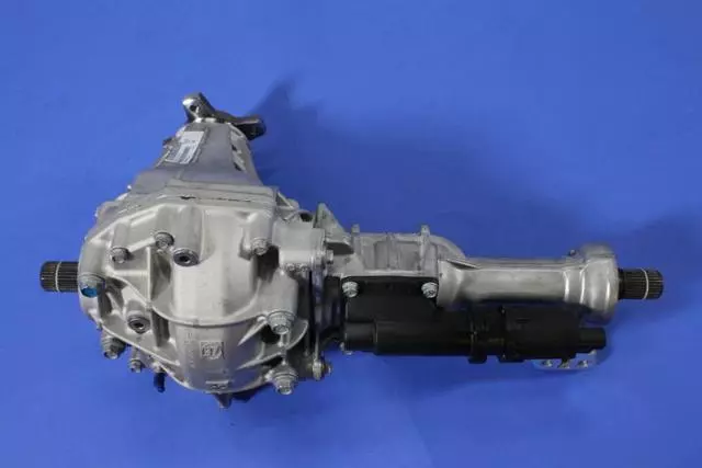 Service Front Axle - Mopar (68257421AG)