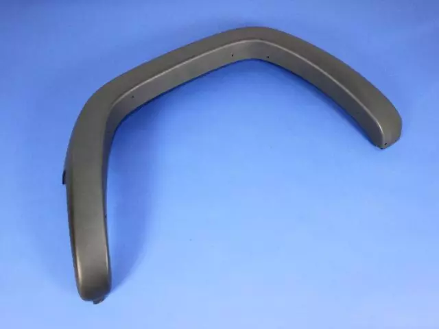 Fender Wheel Opening Applique, Left - Mopar (5GH01TZZAG)