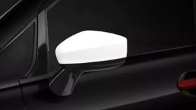 999L2441WH - Exterior: Side Mirror Caps Without Turn Signal - White for Nissan: Versa Image