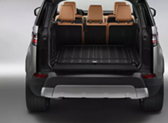 VPLRS0373PVJ - Cargo Management: Loadspace Rubber Mat, Ebony for Land Rover: Discovery Image
