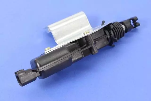 Door Lock Motor, Right - Mopar (5067504AE)