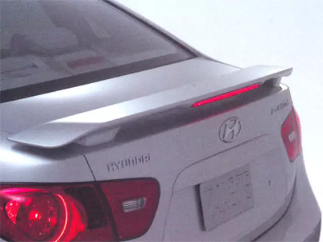 83402H0002R - Exterior: Rear Spoiler - Painted - Quicksilver for Hyundai: Elantra Image