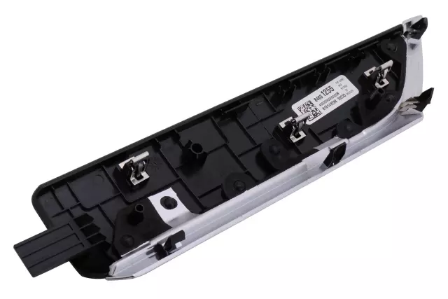 84631255 - Body: Applique for Chevrolet: Silverado 1500, Silverado 1500 LTD | GMC: Sierra 1500, Sierra 1500 Limited, Sierra 2500 HD, Sierra 3500 HD Image