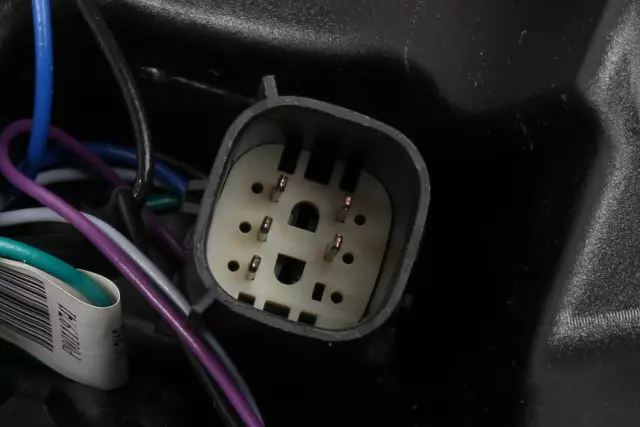 Passenger Side Rear Body Tail Lamp - GM (39024207)