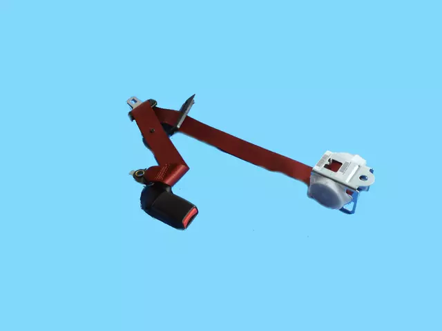 2nd Rear Center Seat Belt - Mopar (5UZ261R5AB)