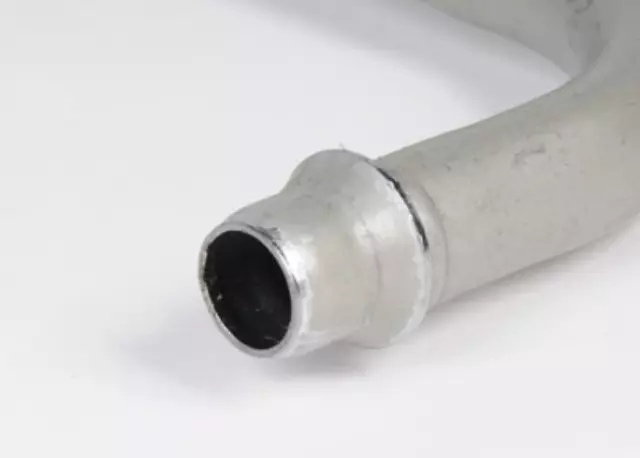 15074199 - : 1996-2002 GM - Engine Oil Cooler Inlet Hose for GM Image