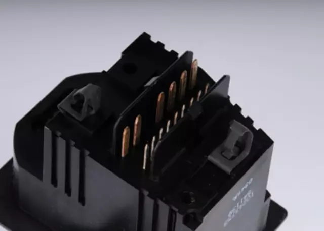 Headlamp Switch - GM (10243753)