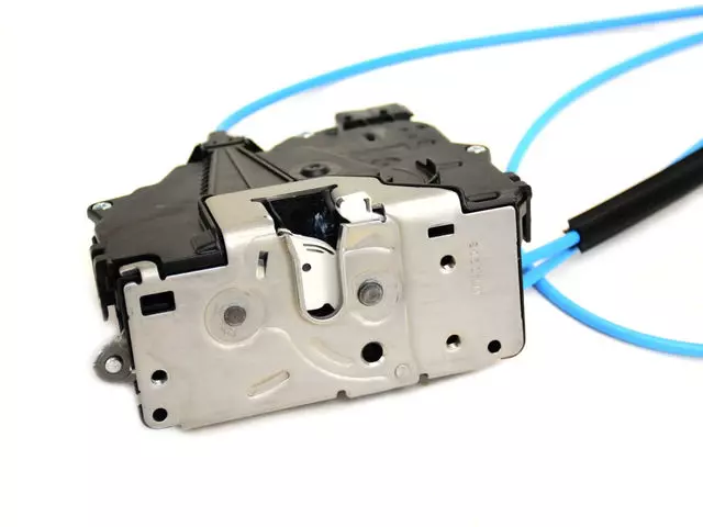 Sliding Door Latch, Right - Mopar (68226178AD)