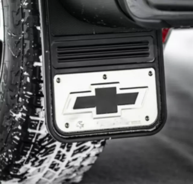 19433174 - Exterior: Rubber No-Drill Gatorback Mud for Chevrolet: Silverado 1500, Silverado 1500 LTD Image