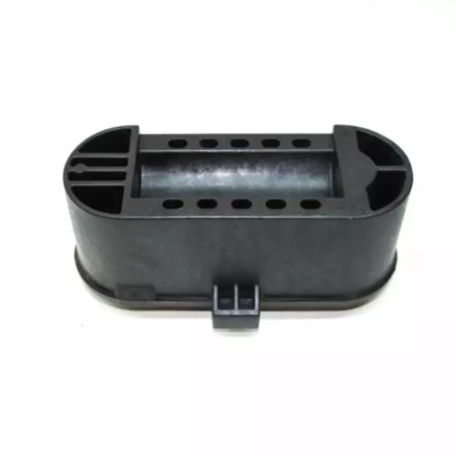 80A071699C - Exterior: Q5 Running Boards- Jack Adapter for Audi: Q5, Q5 Sportback Image